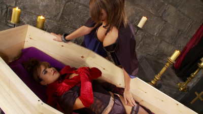 Premium                                            Gemma Massey Masturbates In Lesbian Vampire Scene